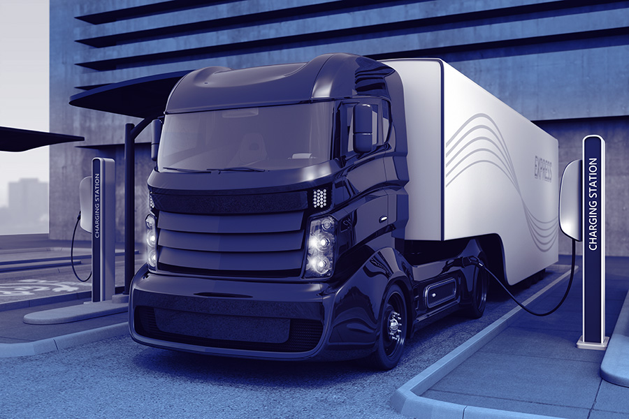 Hybrid electric truck being charging at charging station Hymes Energy, E-Mobilität, Elektromobilität, Ladeinfrastruktur, Lade-Infrastruktur, Ladesäulen, Ladestationen, E-Auto laden, Fuhrpark, Elektrifizierung, Nutzfahrzeuge, Charger, Schnelllader, Ladekonzept, Abrechnung, AC-Charger, DC-Charger